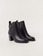 Elastic Side Detail Block Heeled Boots